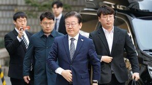 이재명 측 “국민의힘이 골프 사진 조작…패키지여행 갔다고 친한 것 아냐”
