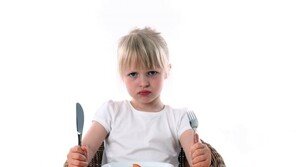 “안돼, 살쪄” 아몬드맘의 한마디…자녀 식이장애 부른다