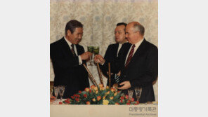 1992년 외교문서 공개…정부, 1985년 비상사태·계엄령 존재 부인