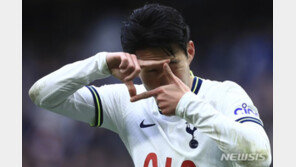 손흥민 vs 미토마, ‘EPL 한일전’ 골잡이 자존심 대결