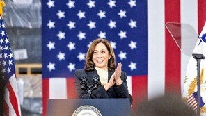 한화큐셀 찾은 해리스 “美 사상 최대 태양광 패널 250만개 공급”