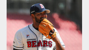 돌아온 ‘20승 에이스’ 두산 알칸타라, 시즌 첫 승 신고