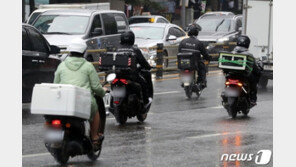 배달비 너무 올랐나…배달앱 이용자 1년간 634만명 떠났다