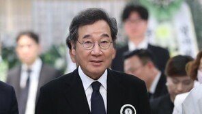이낙연 “장인상 슬픔 달래주신 모든 분께 감사…힘내 살겠다”