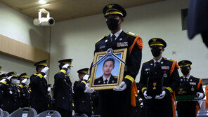 “ 집에 사람이”…고 성공일 소방관, 급박한 상황에 홀로 불길 뛰어들어