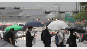 오늘 ‘태풍급 강풍’ 속 천둥-번개 동반한 비