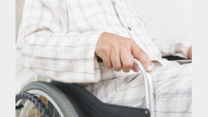 노인요양시설 CCTV 의무화…위반 시 과태료 최대 300만원 