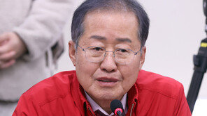 홍준표 “내년 총선 지면 바로 레임덕…사생결단 해야”