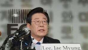 이재명, 측근 사망 질문에 “어떤 영향도 못 미쳐…안타깝고 유감”