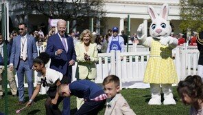 백악관 ‘부활절 달걀 굴리기’ 