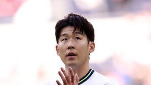 “득점왕 압박감에 ‘진짜 손흥민’ 못보여줘… 극복해야죠”