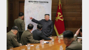 끊어진 남북 통신선… 北 ‘태양절’ 맞아 ICBM 등 도발 나서나