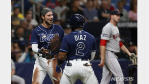 멈추지 않는 탬파베이, 개막 11연승 질주…ML 기록에 바짝