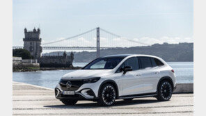 2륜→4륜 전환 ‘알아서 척척’…전기차에 진심인 벤츠 ‘EQE SUV’