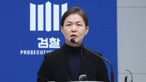 ‘인사·입찰 비리’ 연루 의혹 전직 소방청장 등 14명 기소