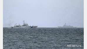 ‘실종’ 日자위대 헬기, 해저서 발견…“승무원도 있는 듯”