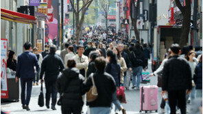정부 석달째 ‘경기둔화’ 진단…“내수 회복되나 제조업 부진”