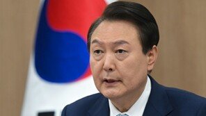 尹 지지율 4%p 하락한 27%, 25주 만에 최저치 [한국갤럽]