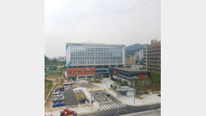 음식물쓰레기 차량 덮개 깔려 50대 청소업체 직원 숨져