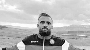 튀니지 축구선수 분신…“바나나 비싸다” 했는데 테러범 취급