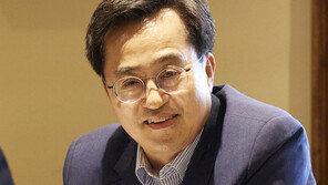 김동연 “尹 대통령 방미 국익 우선 방문돼야…경제 성과 기대”