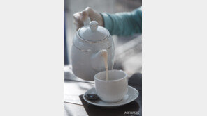 버터 넣은 차로 살뺀다?…“아침 빈속에 하루 한잔 충분”