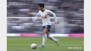 일단 ‘7시즌 두 자릿수 골’부터…손흥민, 앙리 기록 넘을까