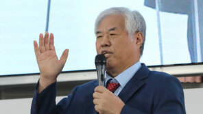 與, ‘전광훈 지지’ 이중당적자 추정 981명에 경고 문자 발송 조치