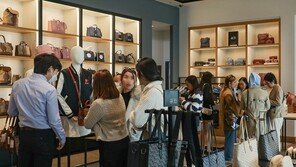 한은 “올해 민간소비 지난해보다 완만한 회복 예상”