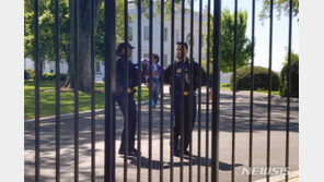 美 백악관 무단 침입한 아동…귀여운 ‘비상사태’