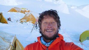 북아일랜드 유명 산악인, 세계 10번째 ‘안나푸르나’ 하산 중 사망