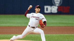 키움 홍원기 감독 “장재영 1군 말소…처음부터 다시”