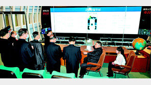 尹 ‘우크라 무기지원’ 가능성 시사… 러 “전쟁 개입” 반발 