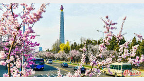 北 선전매체, 개성공단 ‘통근 버스’ 편집…무단 사용 경고 의식했나