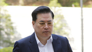 유동규 배우자 “사람죽어나가…해코지 당할까 불안” 증언거부