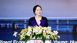‘화웨이 후계자’ 멍완저우 “연결성·클라우드 지속 투자”