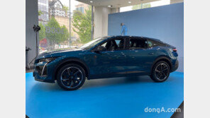 프랑스 태생 ‘408’ 온다… 4000만원대 출시 예정