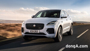 재규어랜드로버(JLR), 전동화 전환 가속 전략 발표… 5년간 25조원 투입