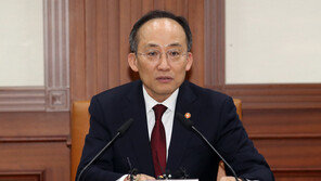 추경호 “반도체 등 IT 품목 수출 부진…中企 최대 28% 세액공제”