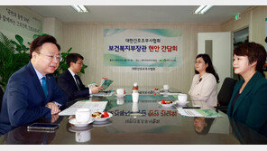 간호법 중재 나선 복지장관…오늘은 간호조무사협회 찾아