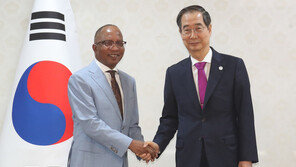 한총리, 에스와티니 총리와 회담…아프리카 협력 확대 정책 설명