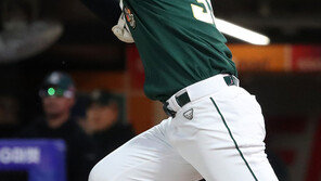 바닥 치고 올라오는 한유섬 “바뀐 스윙폼 안착 중…솔직히 힘들었다”