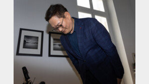 민주 “송영길 탈당·귀국 결정 존중”…與 “꼬리 자르기 행보”