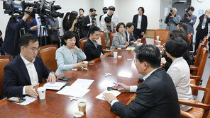 초당모임 “선거제 개편 위한 전원위 소위 구성돼야…尹 힘 싣길”