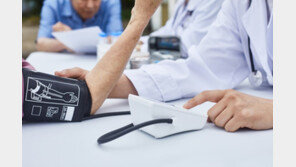 소주병으로 머리 친 대학병원 교수 6개월 만에 복귀, 이유는?