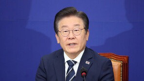 野, 尹 ‘日 100년 전 일로 무릎 꿇나’에 “망언…대통령 맞나”