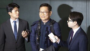[단독]‘돈봉투’ 송영길, 이르면 내일 檢 선제 출두 검토