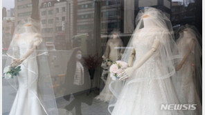 이혼 실감 언제?…男 “싼 집 이사”, 女 “경제권자 될 때”