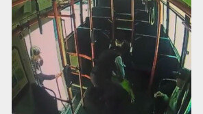 갑자기 쓰러진 70대 승객…버스기사가 심폐소생술로 구해