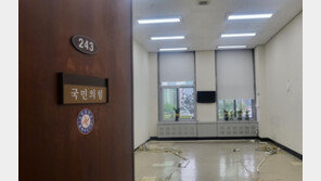 與 ‘김기현호’ 7년만에 당대표실 이사…총선 앞두고 심기일전